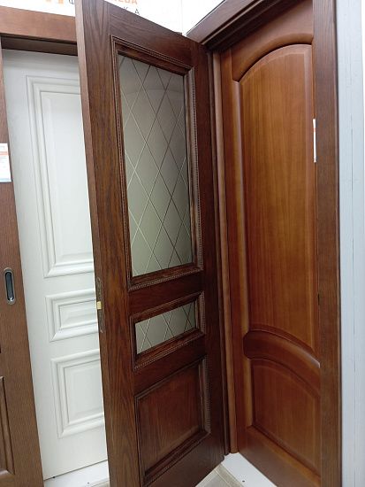 Межкомнатная дверь  